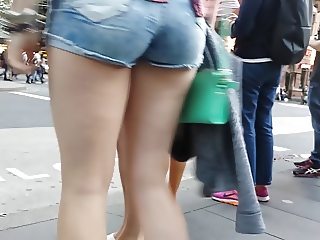Bare Candid Legs - BCL#102