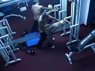 Gym trainer fucks his student