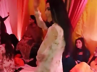 Paki Muslim Slut Dancing Booty Shaking Tits Bouncing 